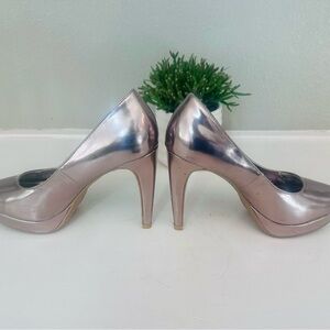 Rampage Metallic Gold Platform Pumps Heels Champagne Gold 6.5